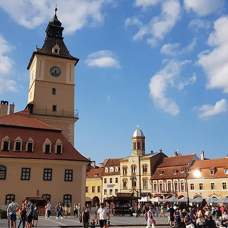 Wood House Republicii Apart-hotel Braşov